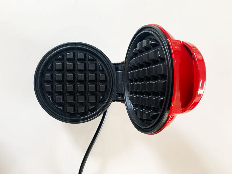 Sturdy and Durable Waffle Maker