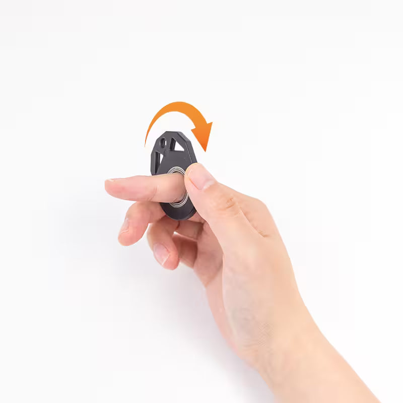 Fidget Keychain Spinner Toy – Glow in the Dark, Precision Bearing, EDC Anxiety Relief Spinner for Keys & Bags