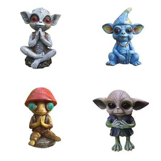 Halloween Alien Garden Statue – 4 Quirky Mini Figurine Designs with Mushroom, Wizard & Meditating Characters for Spooky Decor