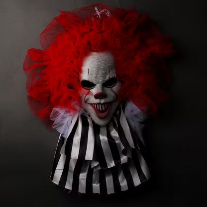 Halloween Spooky Redhead Clown Wreath – 70cm Latex Face, Scary Front Door Decoration for Haunted House & Party