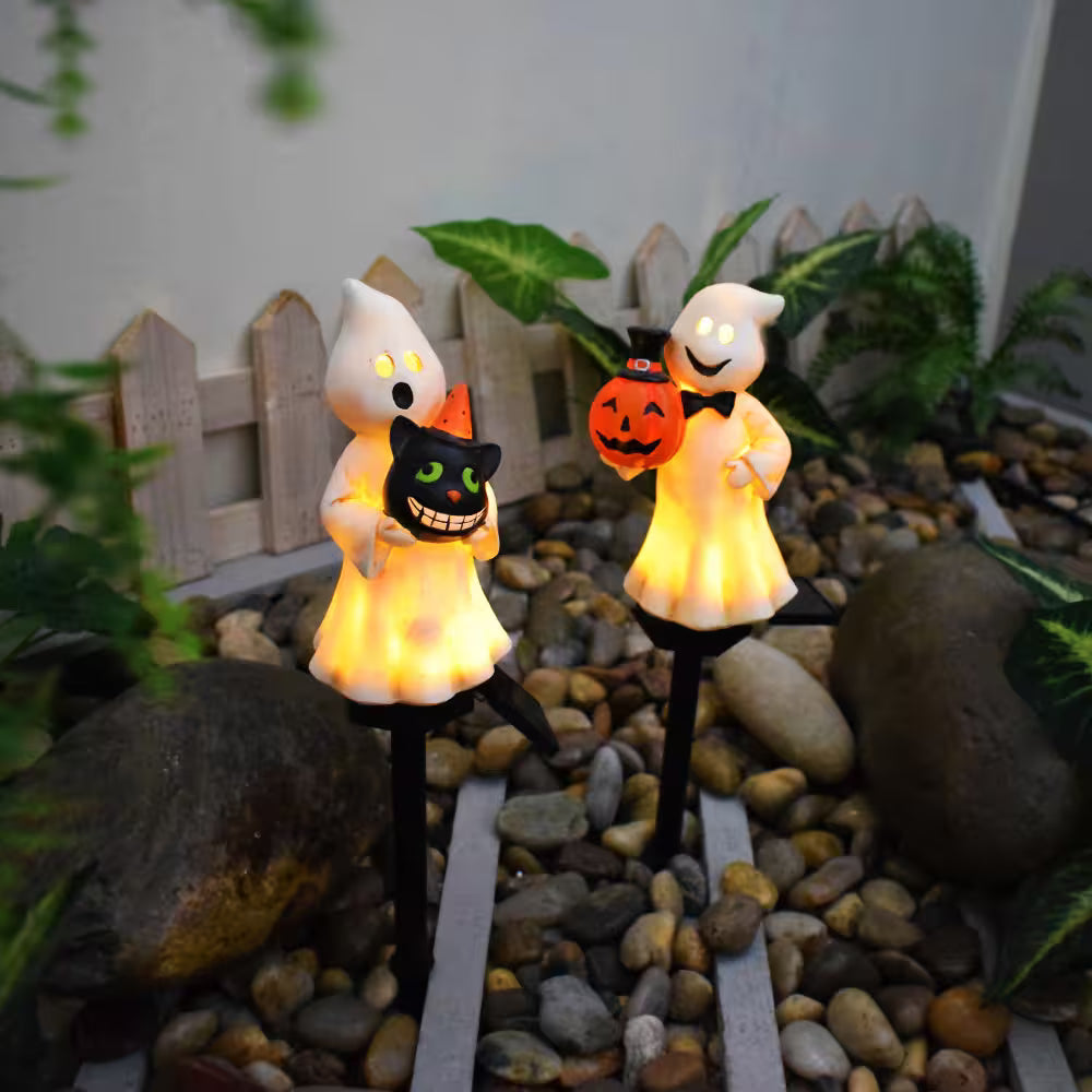 Halloween Outdoor Lights LED – Solar Garden Stake Decorations with Pumpkin, Ghost & Witch-Hat Designs for Spooky Pathway Styling