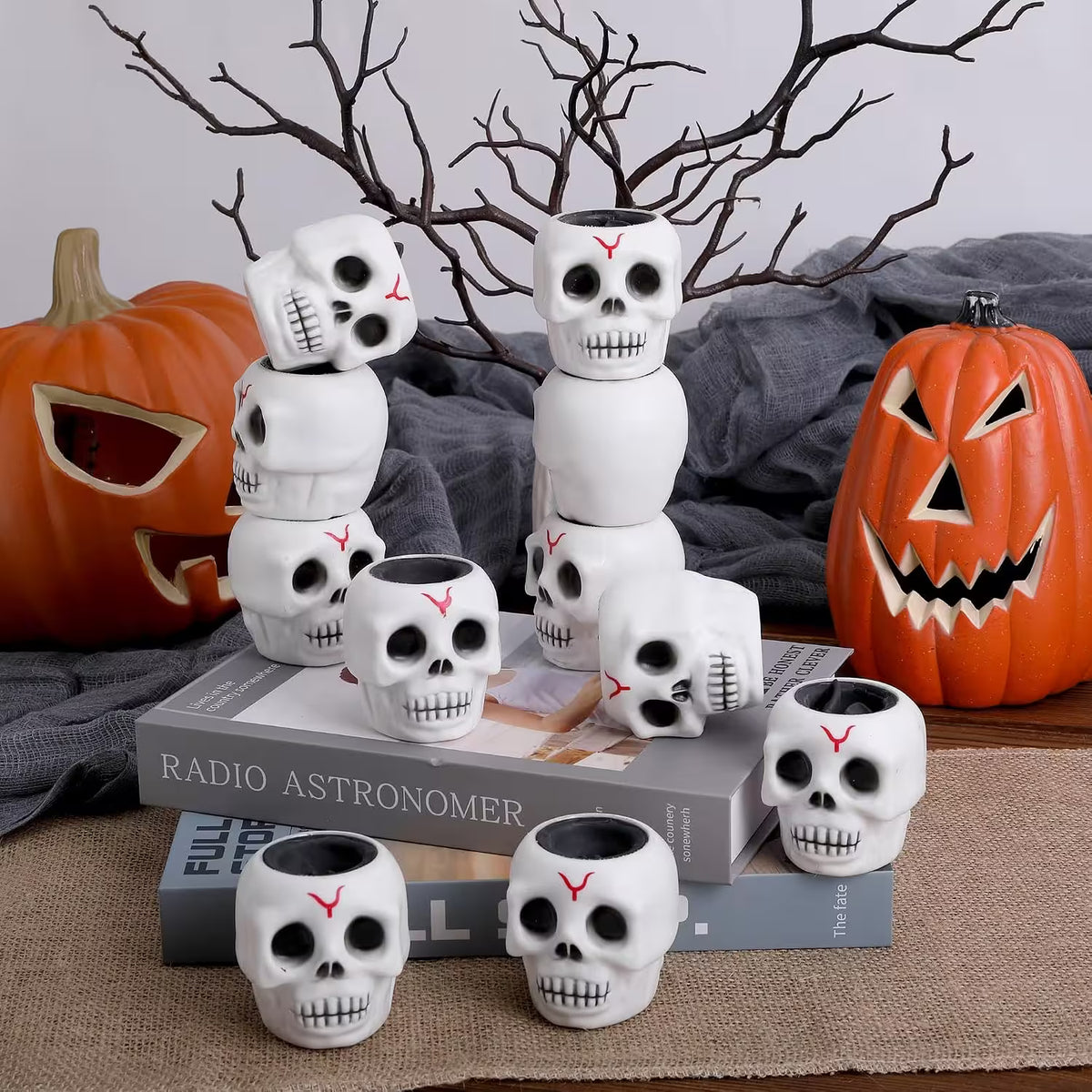 Halloween Squishy Toys – Squeeze-to-Reveal Skull with Pop-Up Bat | Mini Spooky Fidget Toy for Desk Play & Halloween Party