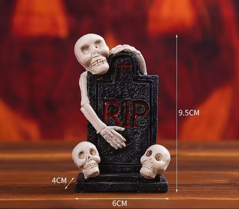 Halloween Tabletop Decor – 6 Ghost, Skeleton & Haunted House Designs | Mini Figurines for Gothic Shelves & Spooky Party Displays