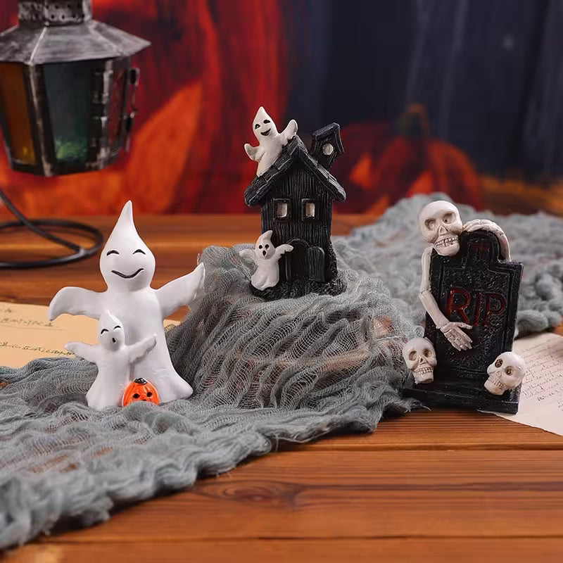 Halloween Tabletop Decor – 6 Ghost, Skeleton & Haunted House Designs | Mini Figurines for Gothic Shelves & Spooky Party Displays