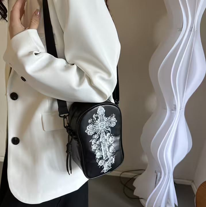 Mini Crossbody Bag For Phone – Women’s Halloween & Gothic Print Small Shoulder Purse with Adjustable Strap and Zip Closure