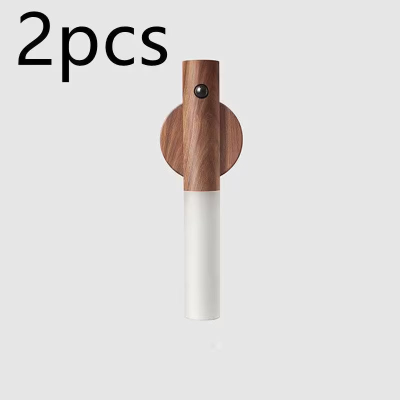 Wooden and white pepper grinder on a light gray background with '2pcs' text.