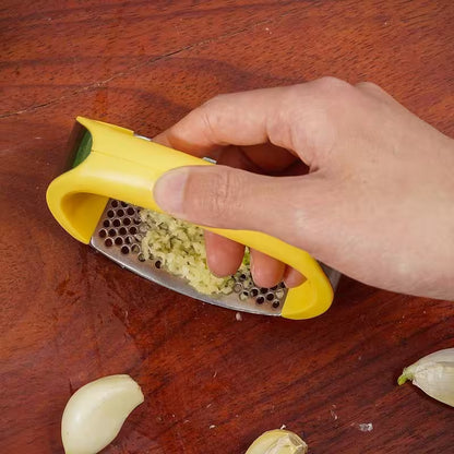 Stainless Steel Garlic Press Rocker – Easy Squeeze Mincer & Crusher for Busy Home Cooks